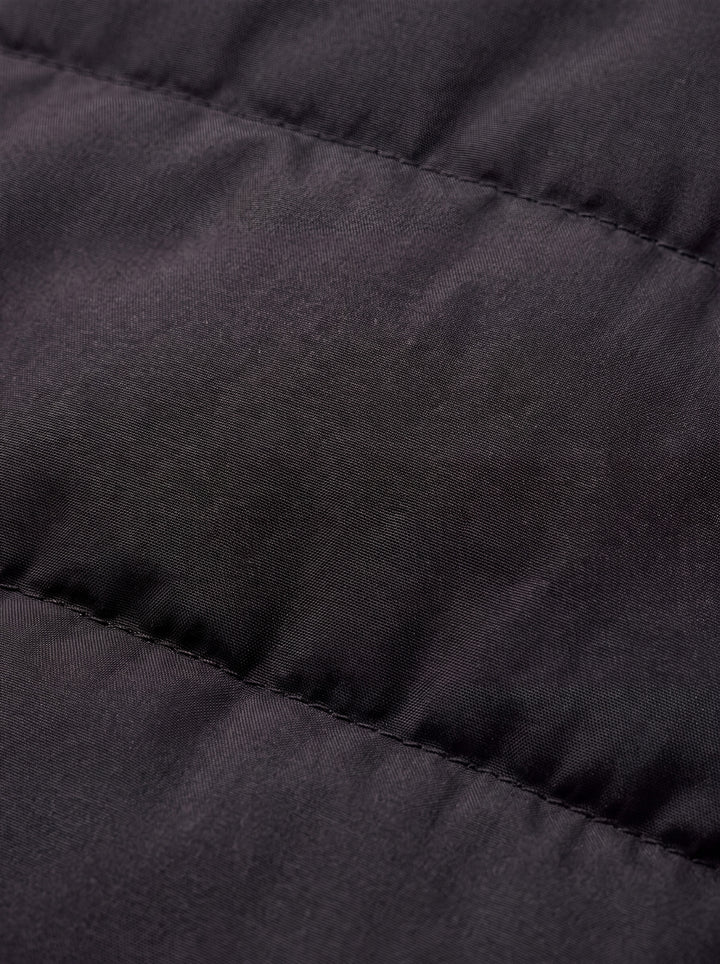 Odell vest fabric detail close-up - Gentlemens Manor