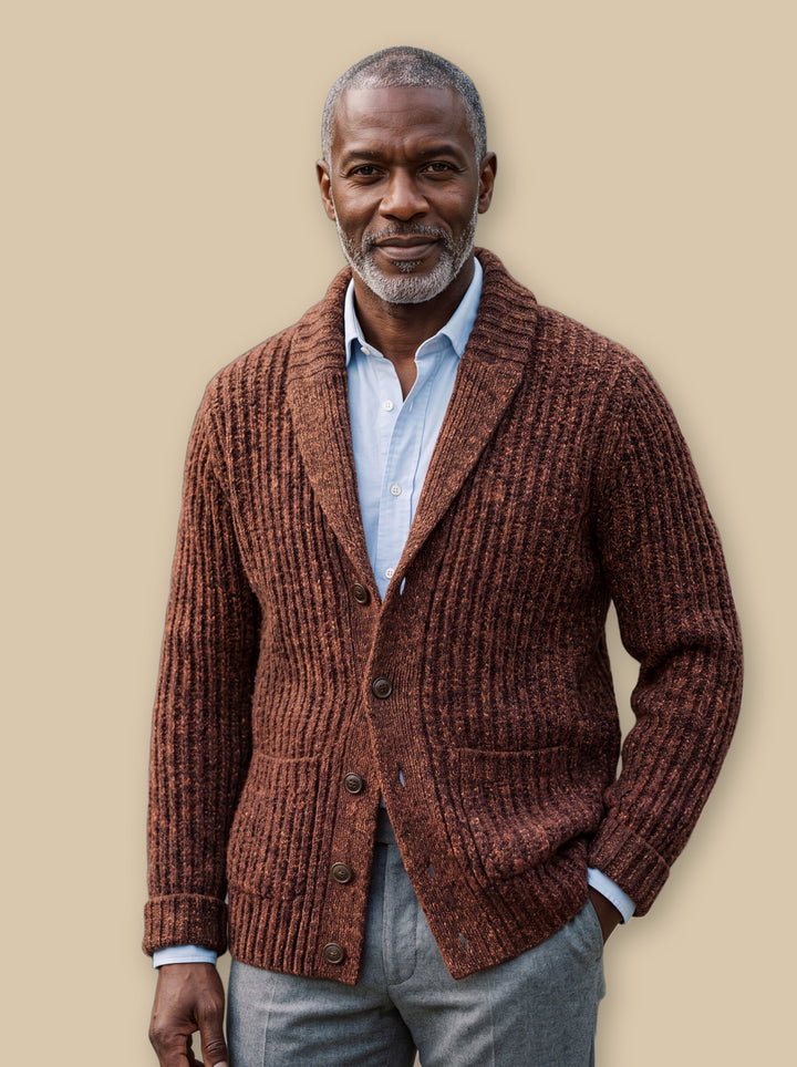 Oscar knit sweater in Brown, studio - Gentlemens Manor
