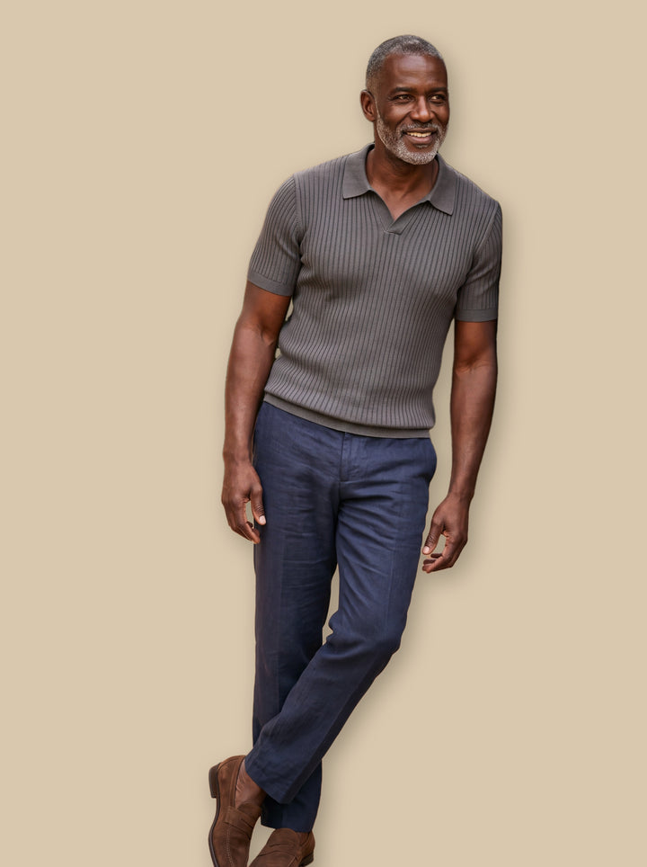 Paul polo shirt in Grey, studio - Gentlemens Manor