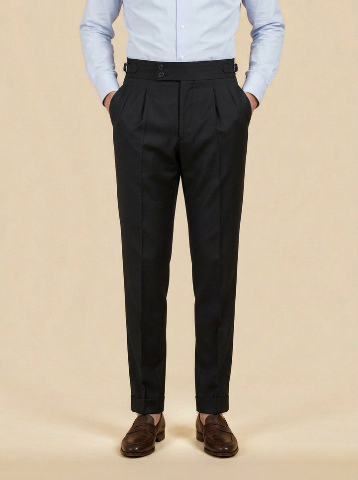 Paxton pleated trousers in Black, studio, Gentlemens Manor