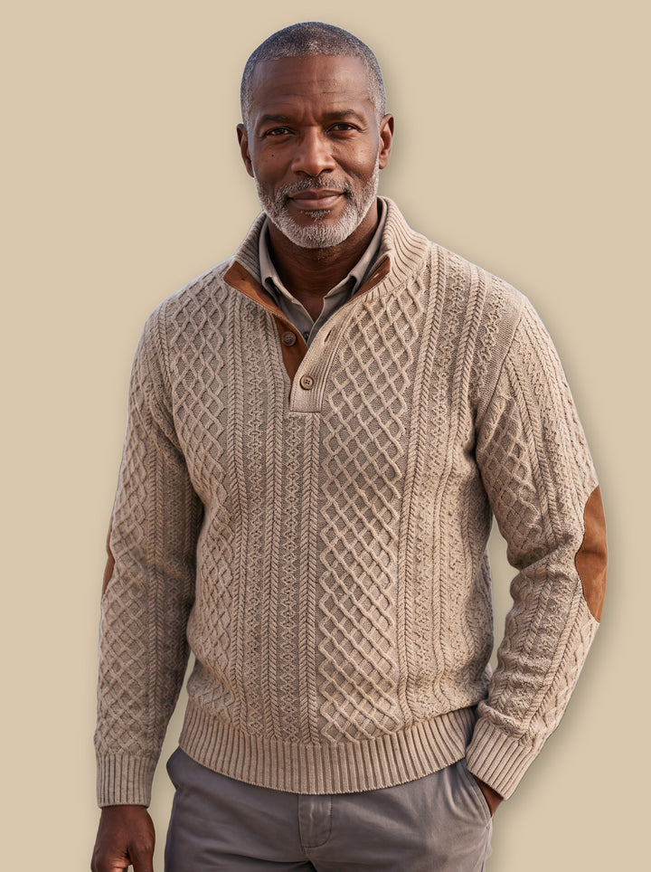 Pearce knit sweater in Beige, studio - Gentlemens Manor