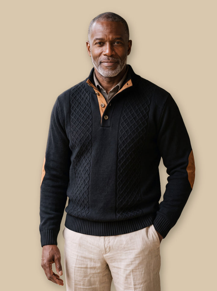 Pearce knit sweater in Black, studio - Gentlemens Manor