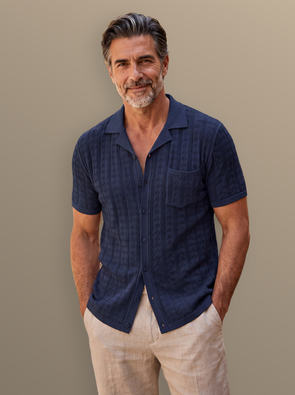 Peyton knit sweater in Navy, studio - Gentlemens Manor