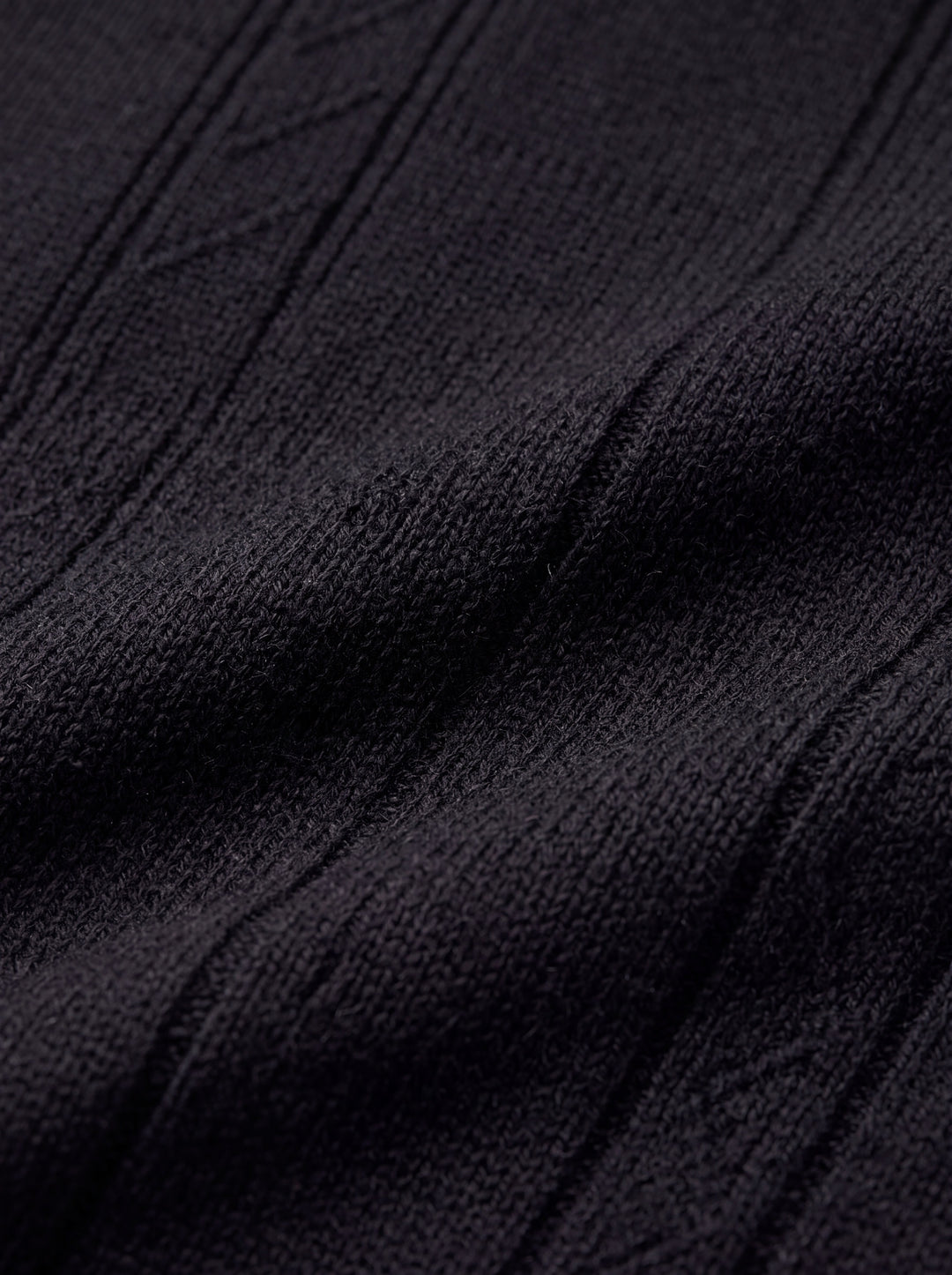Porter vest fabric detail close-up - Gentlemens Manor