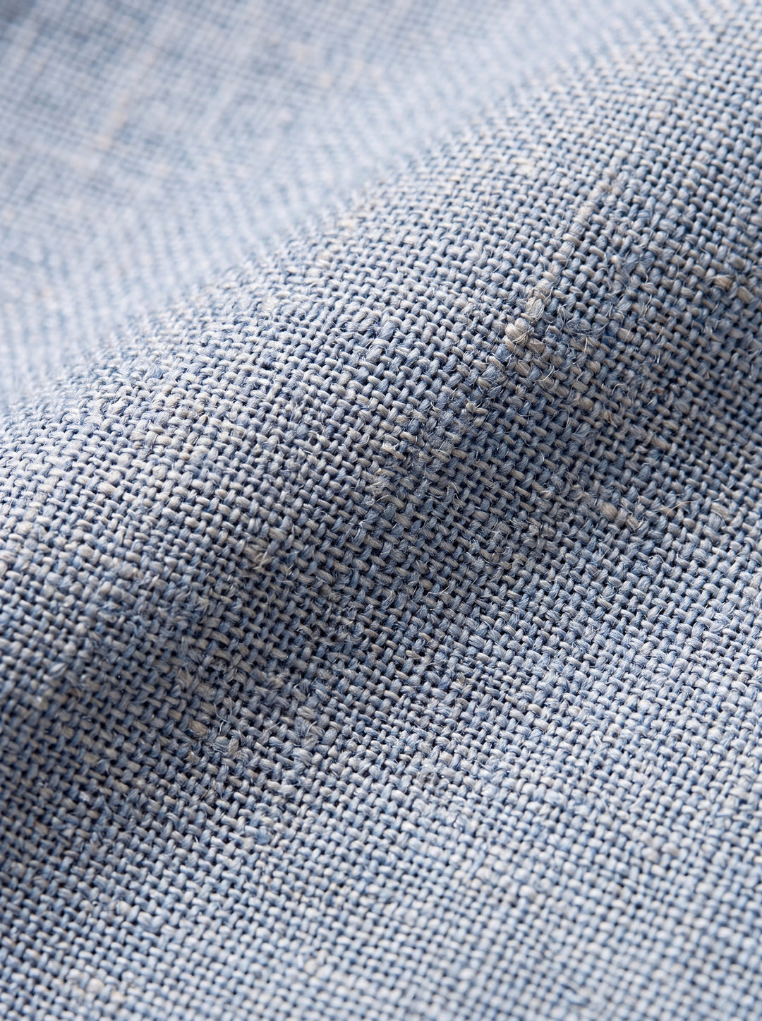 Preston suit fabric detail close-up - Gentlemens Manor