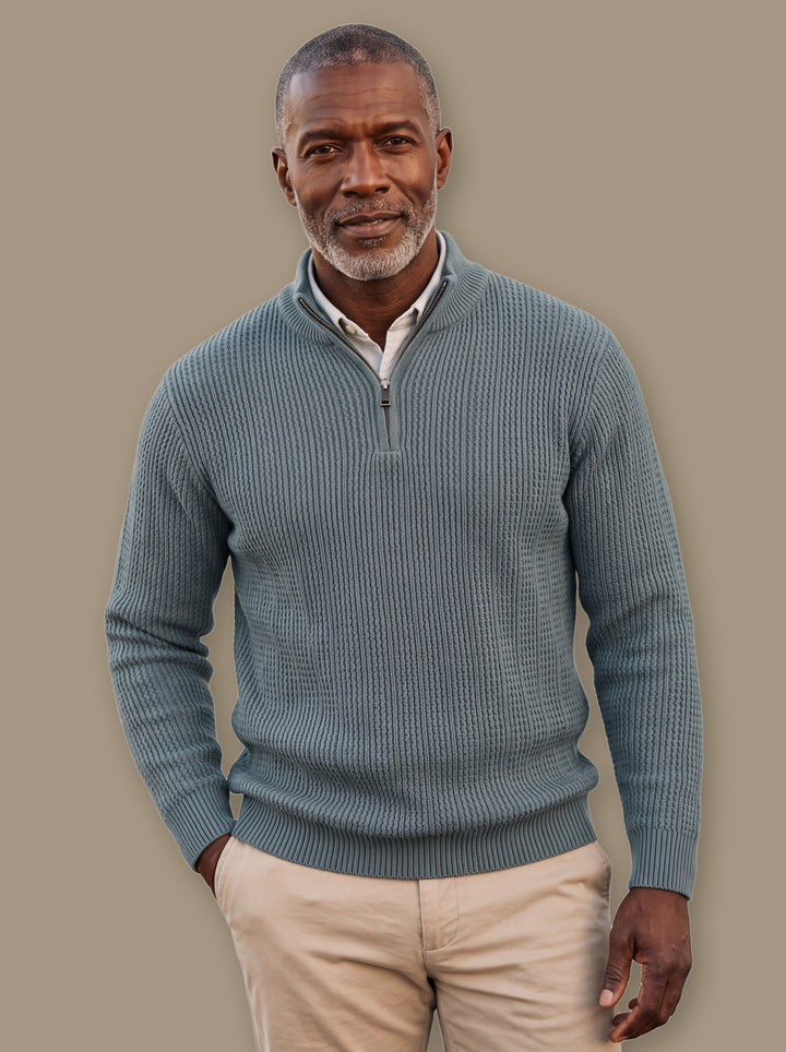 Prosper knit sweater in Blue, studio - Gentlemens Manor