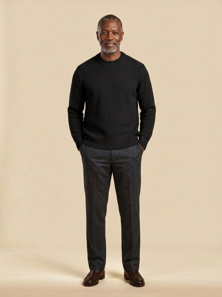 Pryor sweater in Black, studio, Gentlemens Manor