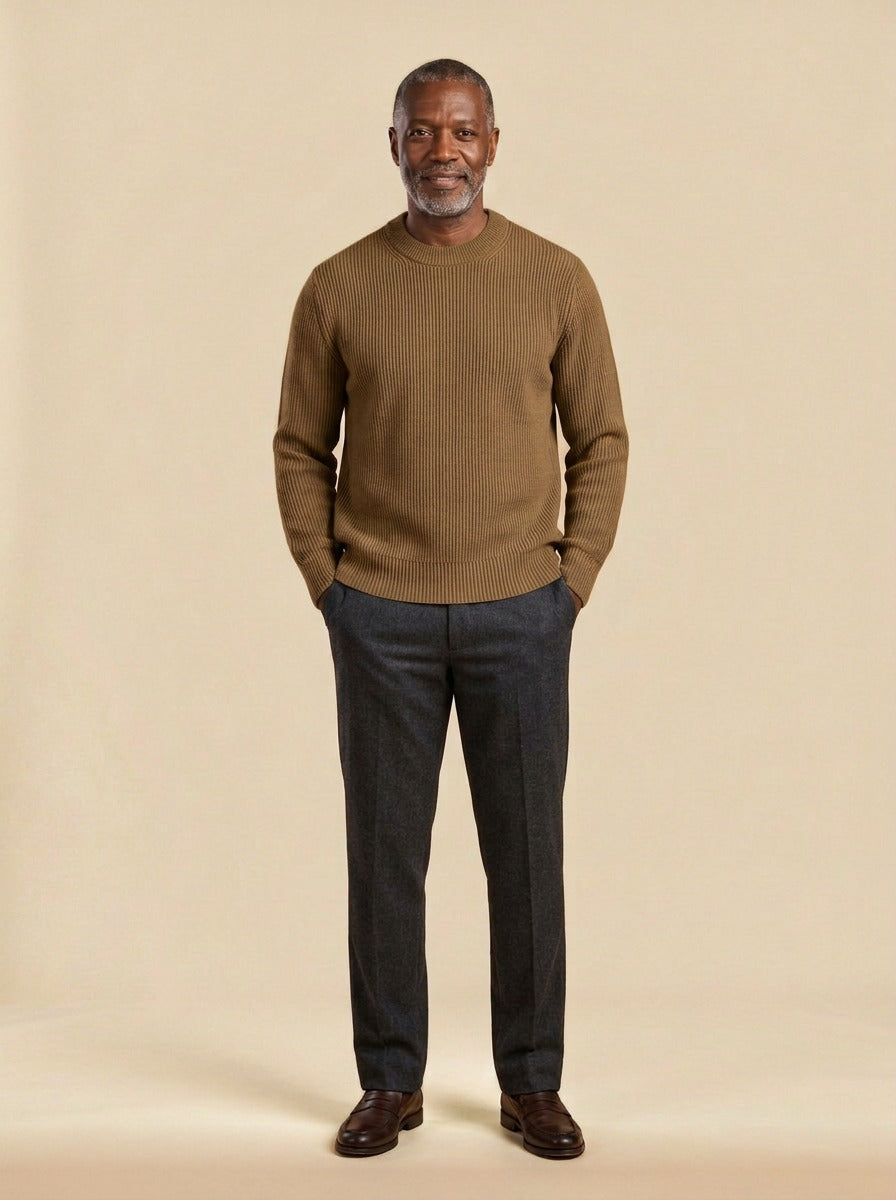 Pryor sweater in Brown, studio, Gentlemens Manor