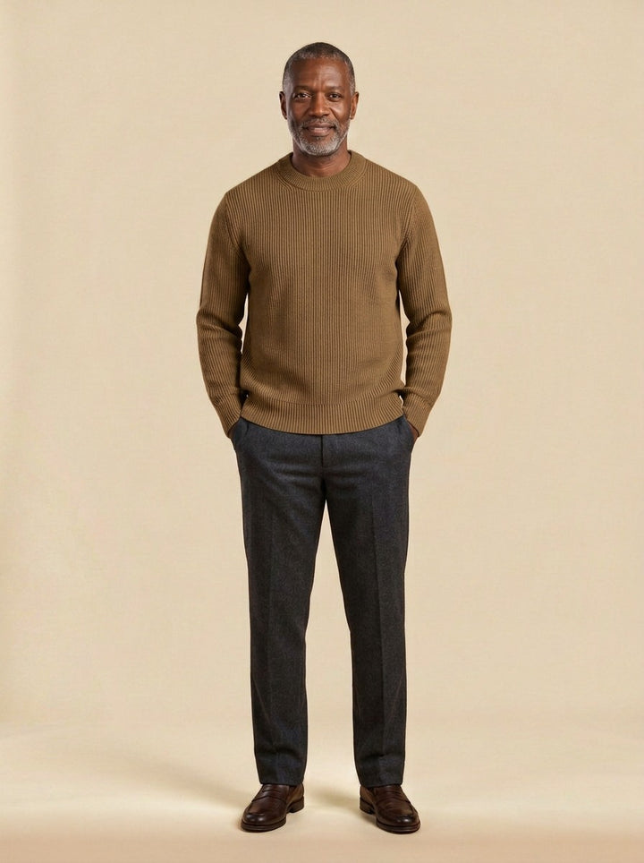 Pryor sweater in Brown, studio, Gentlemens Manor
