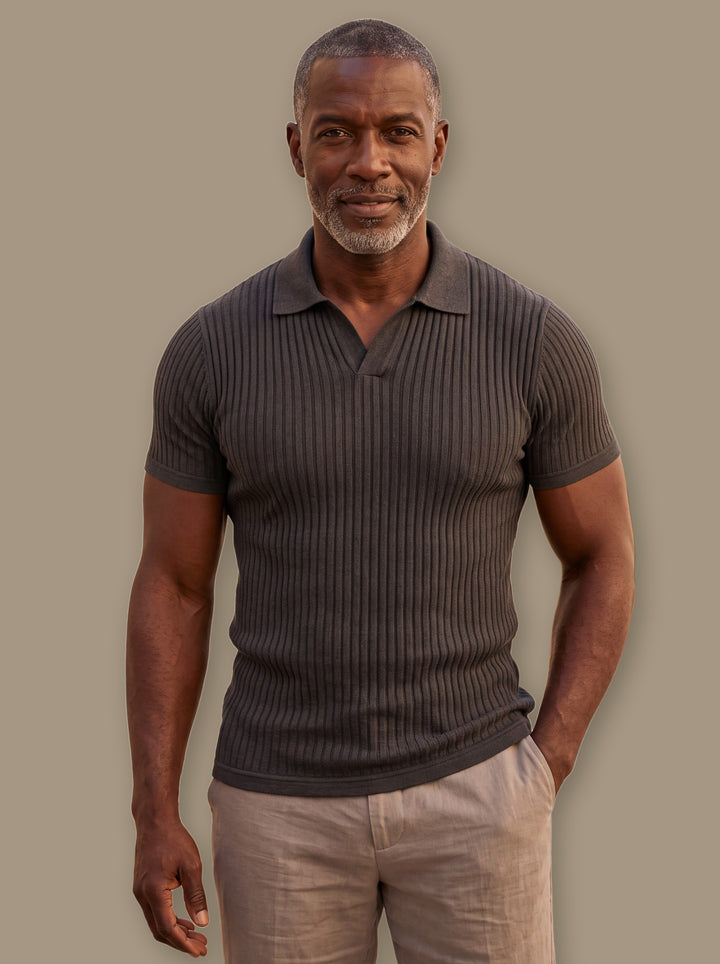 Quentin polo shirt in Charcoal, studio - Gentlemens Manor