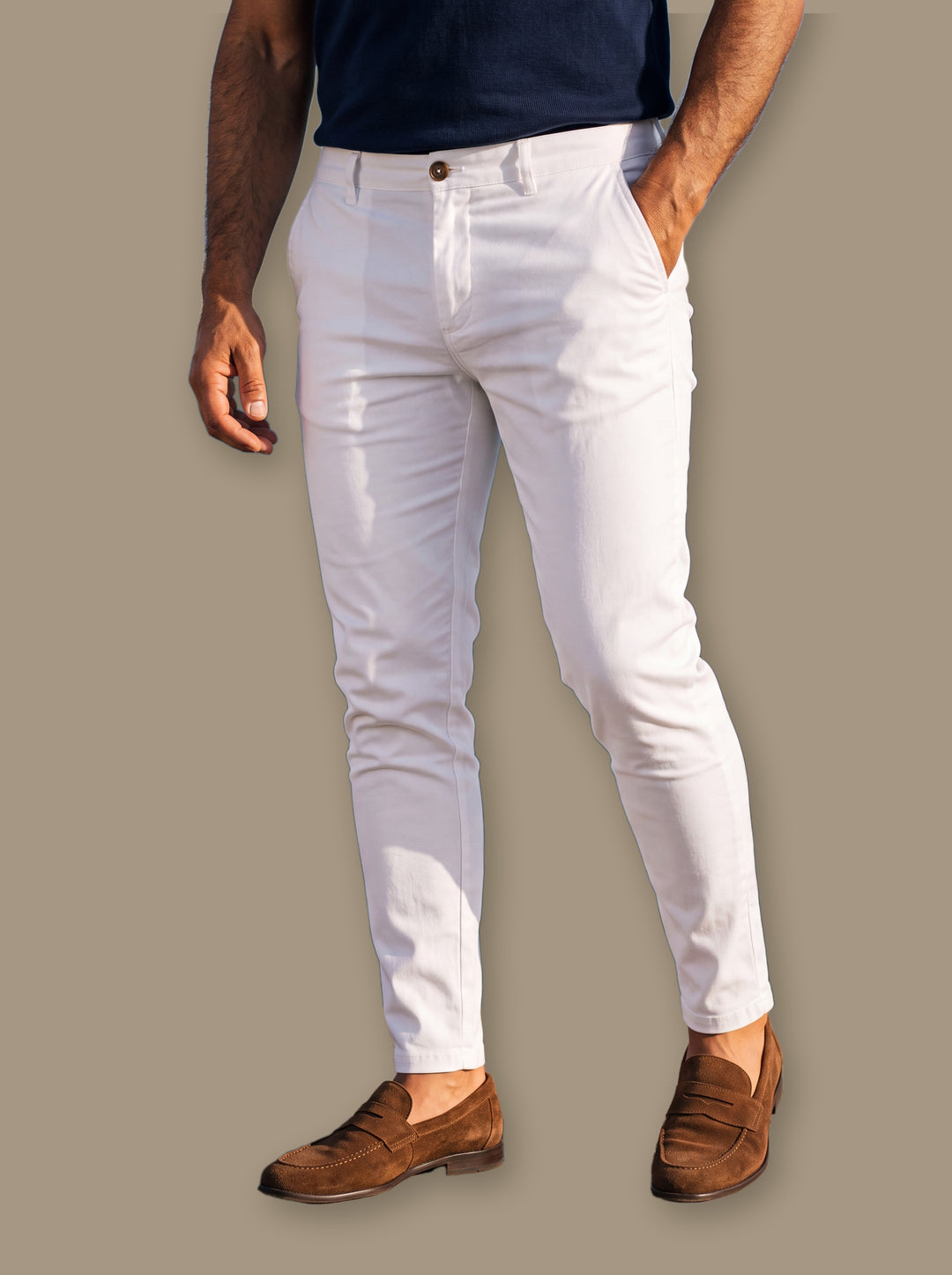 Quinton trousers in White, studio - Gentlemens Manor