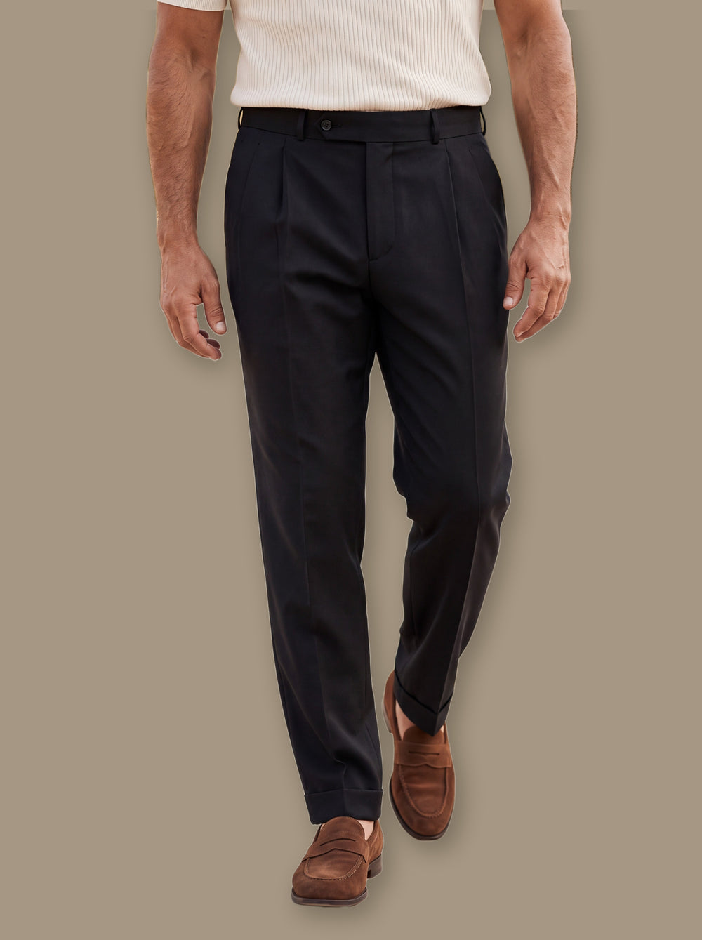 Ransom trousers in Black, studio - Gentlemens Manor