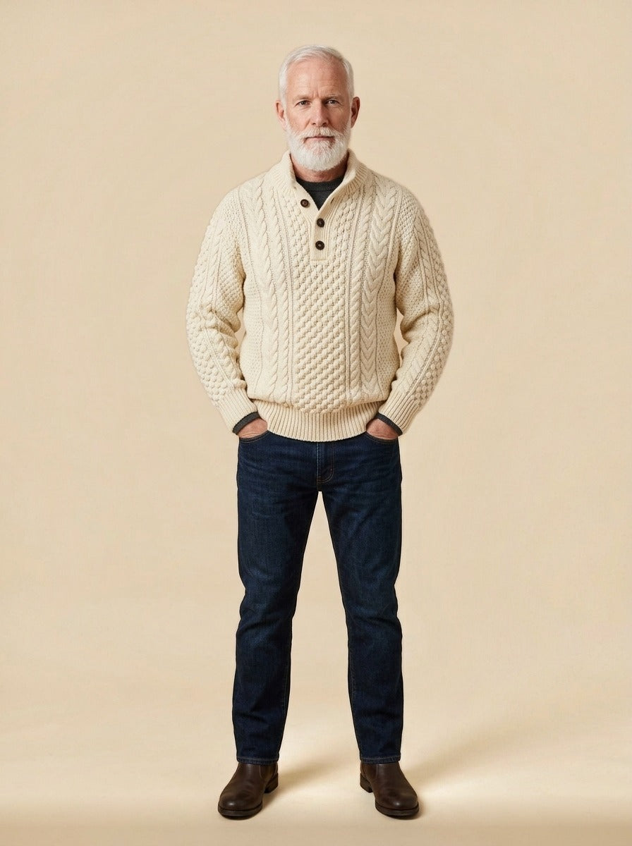 Redgrave sweater in Cream, studio, Gentlemens Manor
