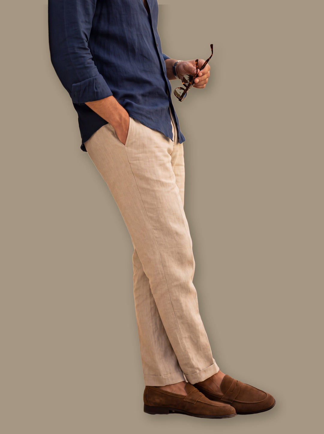 Robert trousers in Sand, studio - Gentlemens Manor
