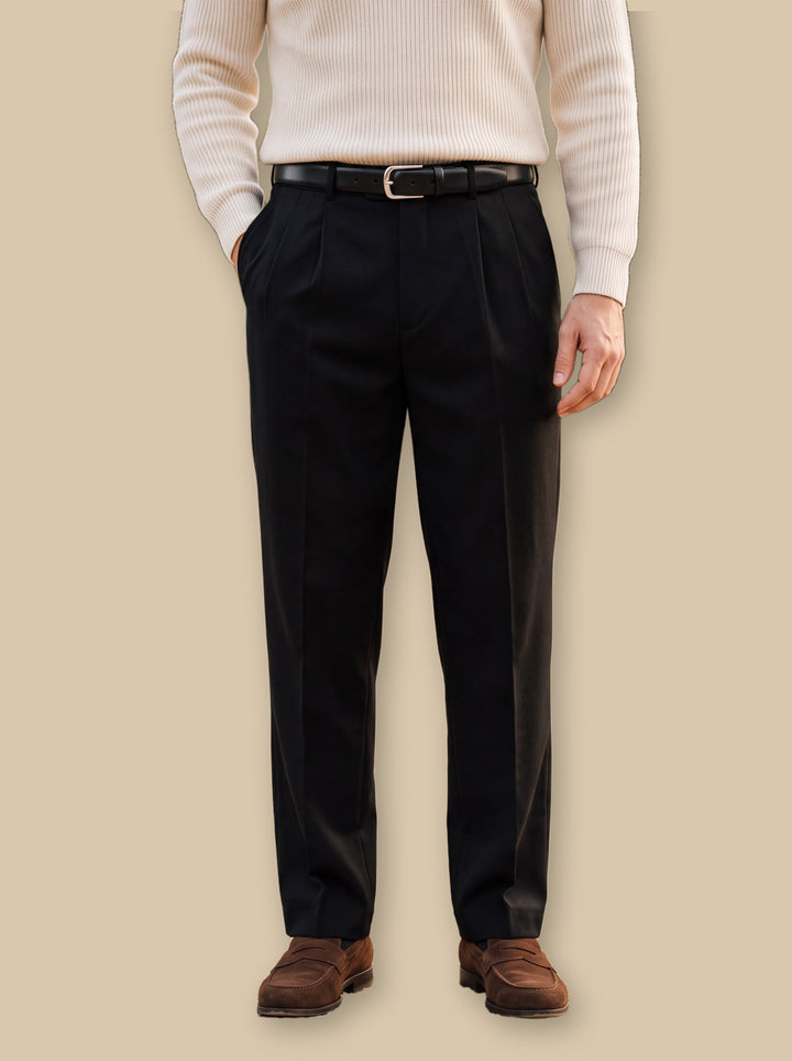 Roland trousers in Black, studio - Gentlemens Manor