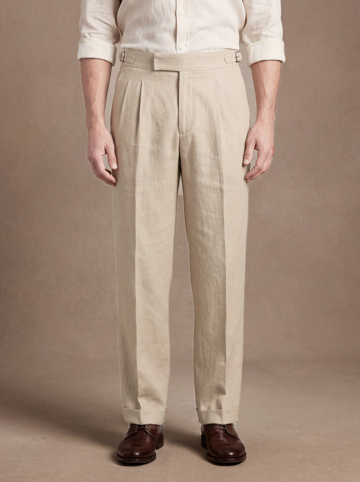 Roman trousers in Beige, loose straight leg with flat waistband and side adjusters, studio, Gentlemens Manor