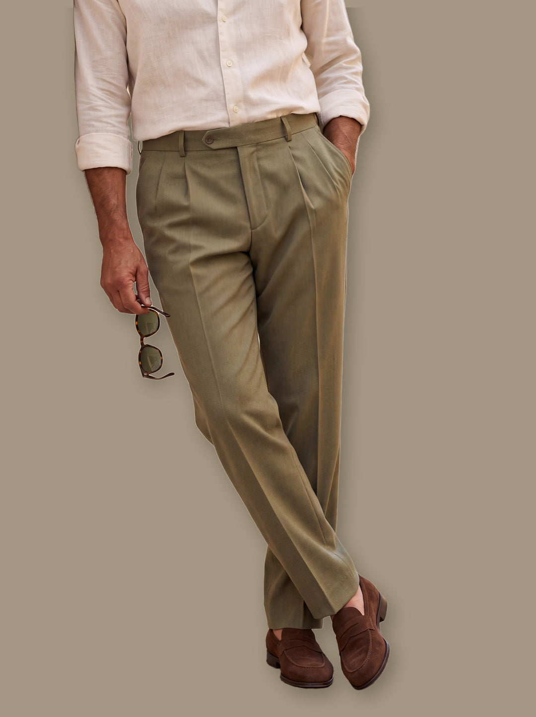 Roman trousers in Green, studio - Gentlemens Manor