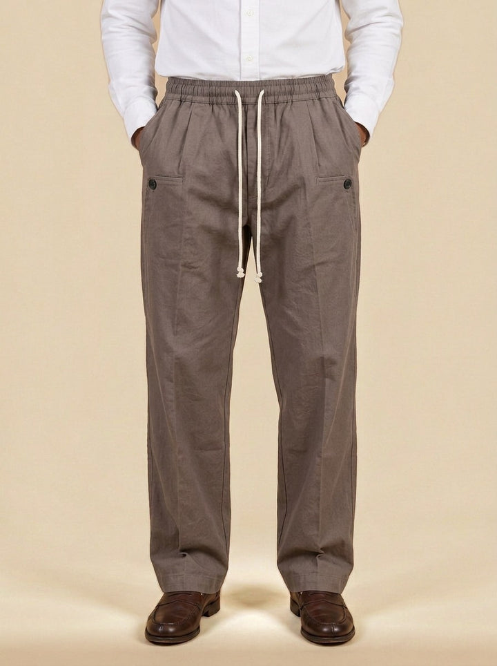 Sedley pleated drawstring crease trousers in Brown, studio, Gentlemens Manor