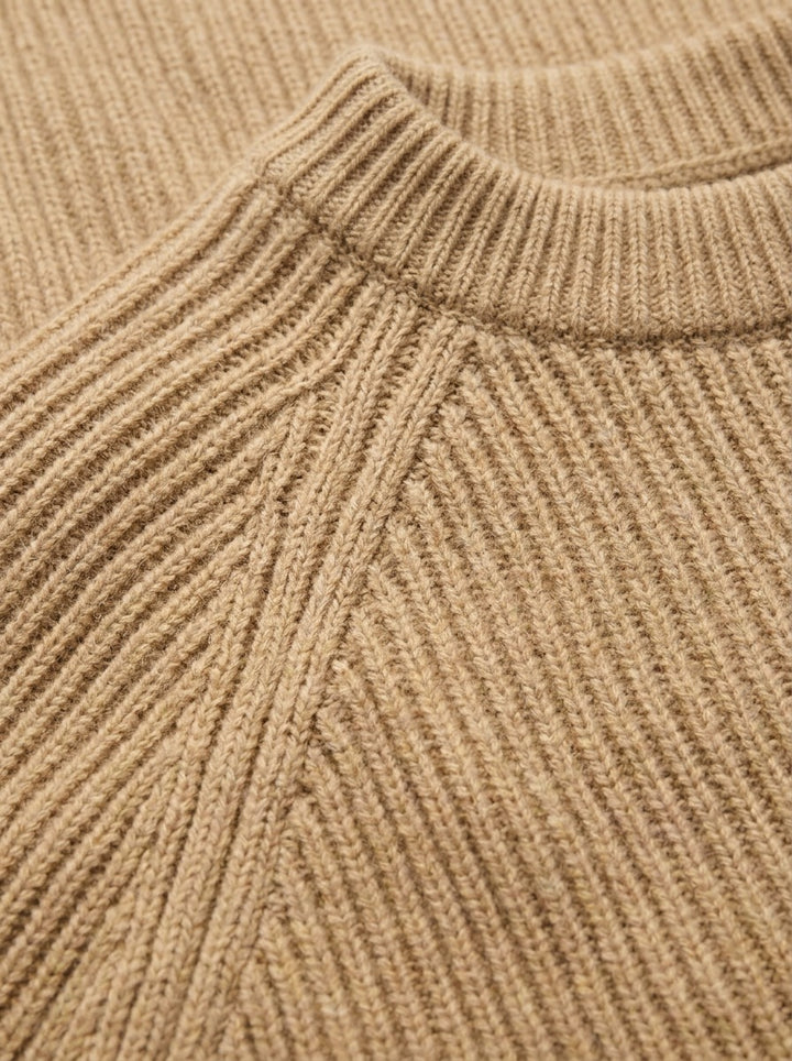 Seymour cashmere sweater, fabric close up, Gentlemens Manor
