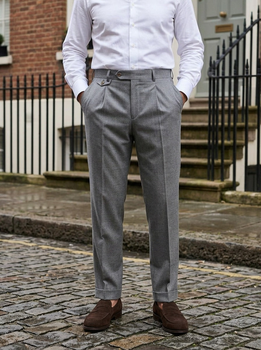 Sidney pleated dress pants in Grey, lifestyle, Gentlemens Manor