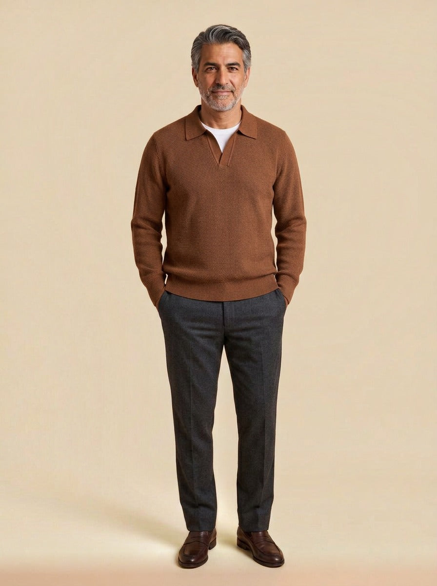 Stafford sweater in Brown, studio, Gentlemens Manor