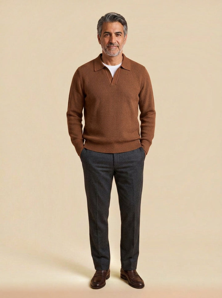 Stafford sweater in Brown, studio, Gentlemens Manor