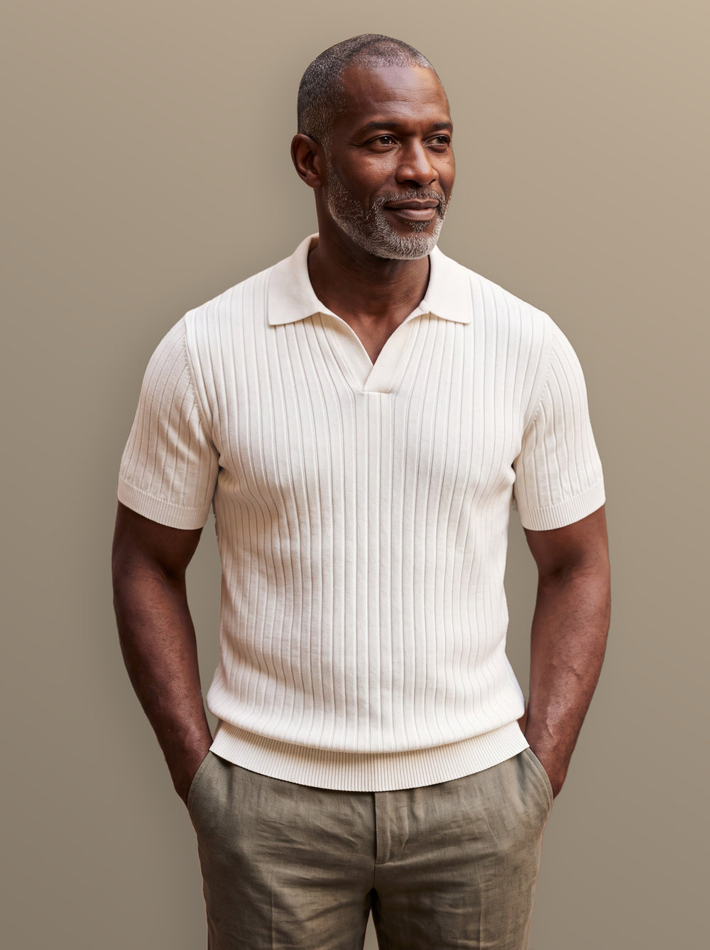 Vernon polo shirt in White, studio - Gentlemens Manor