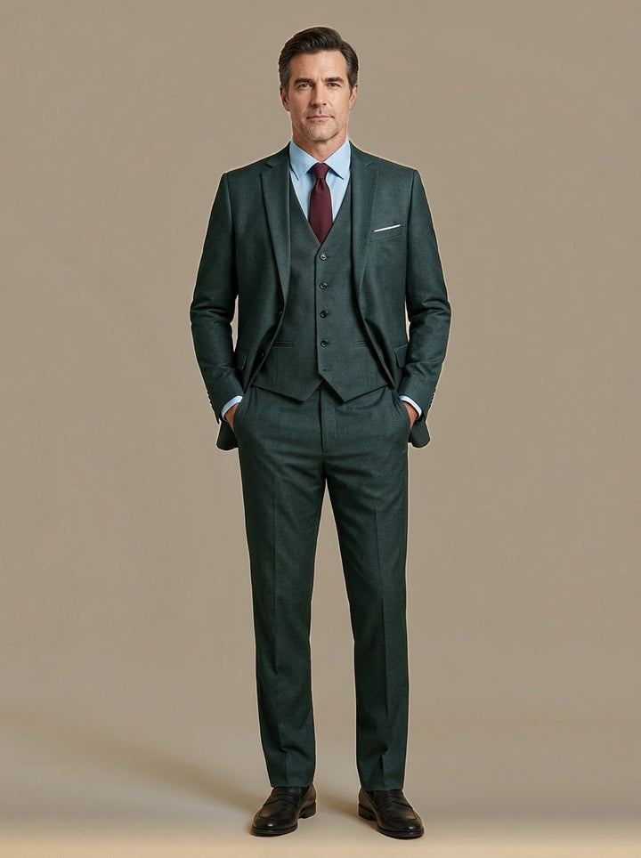 Walker three piece suit in Green, studio, Gentlemens Manor