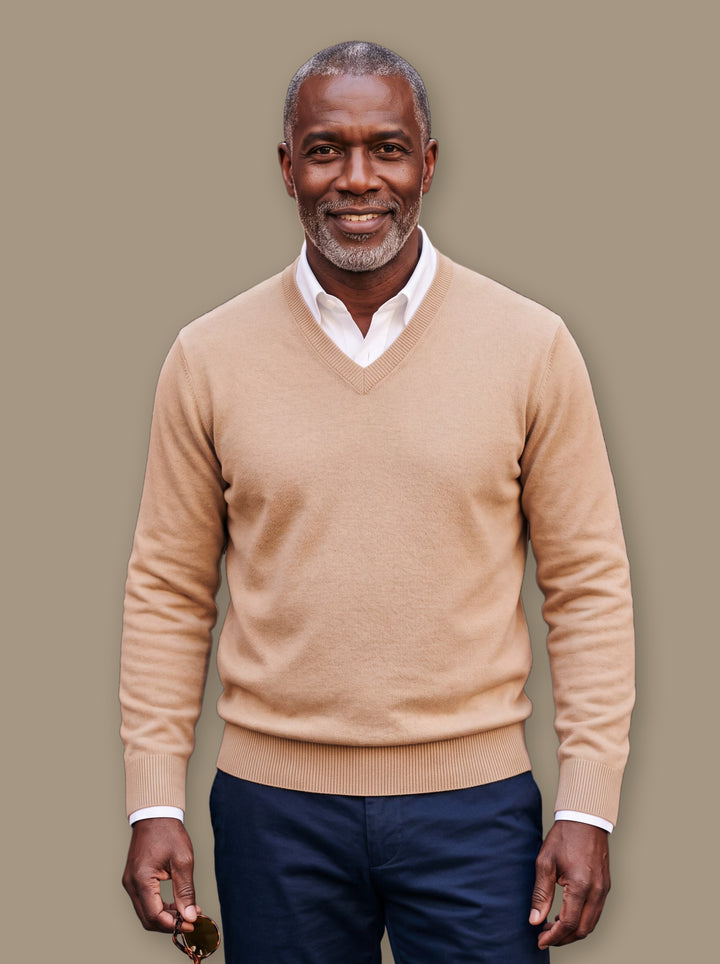 Wallace knit sweater in Beige, studio - Gentlemens Manor