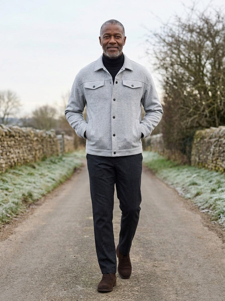 Wardell short trucker jacket in Light Grey, lifestyle on a country lane, Gentlemens Manor