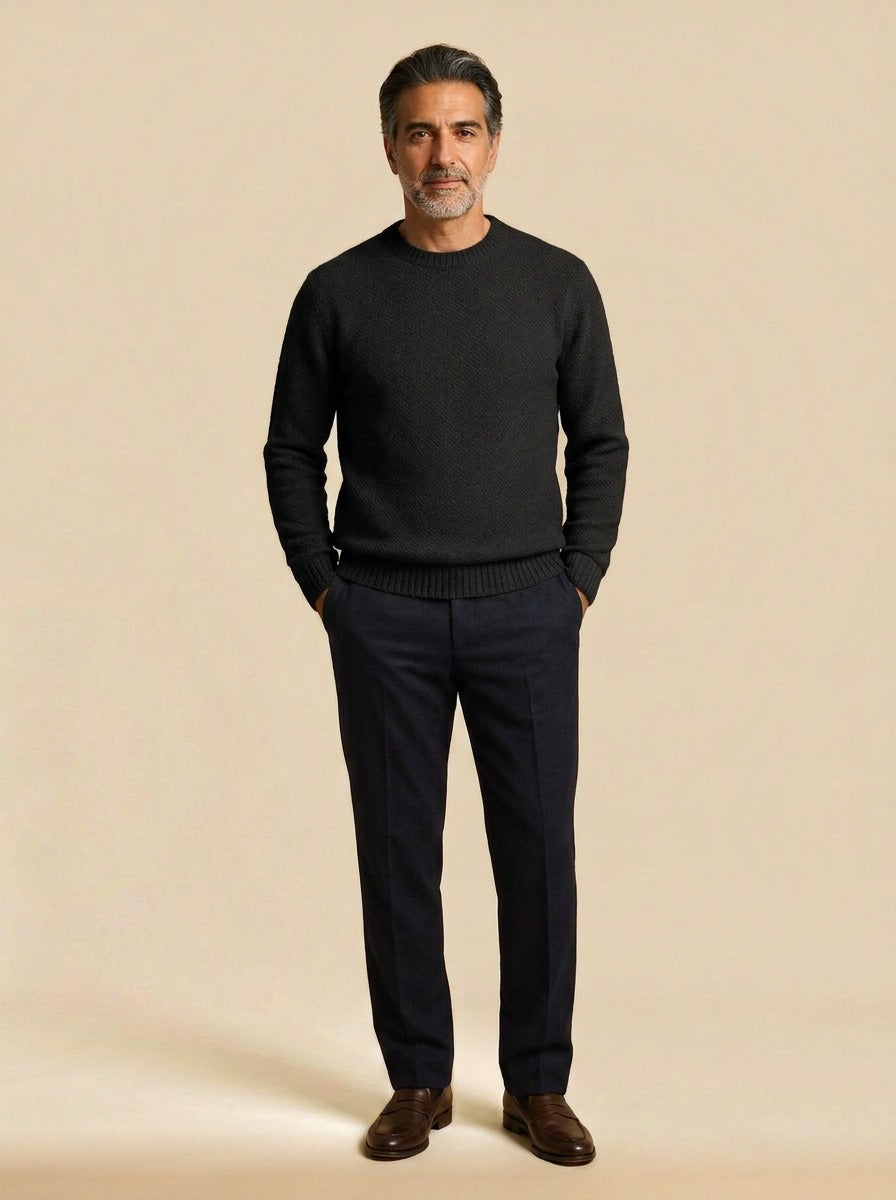 Wiley crew neck sweater in Black, studio, Gentlemens Manor