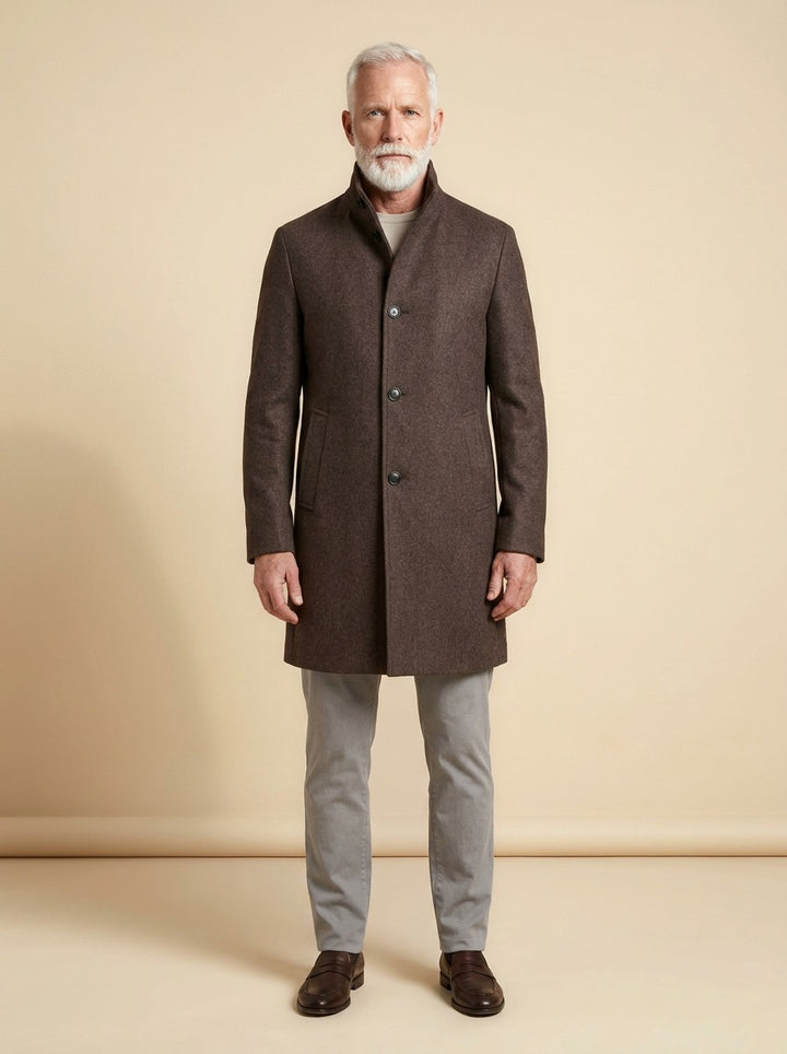 Winston overcoat in Brown, studio, Gentlemens Manor