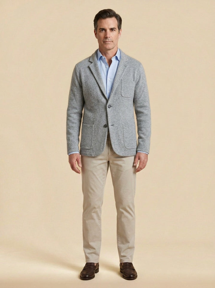 Woodrow knit blazer in Light Grey, studio, Gentlemens Manor